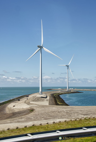 zeeland-wind-turbines_AJP1026.jpg